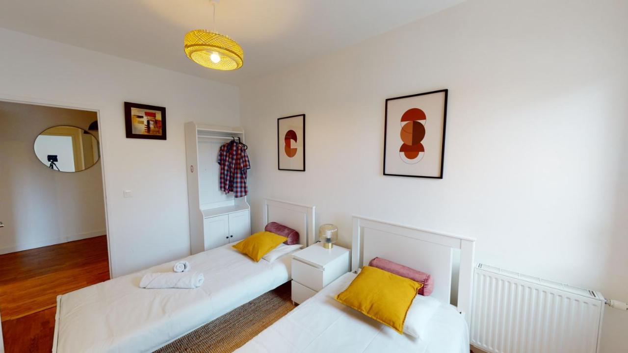 Live Like A Local Stylish 2Br With Balcony & Parking Apartment Saint-Denis  Exterior photo